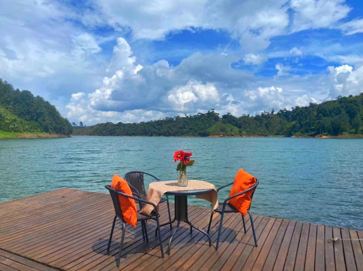 Celeste Glamping Guatape Hotel Ngoại thất bức ảnh