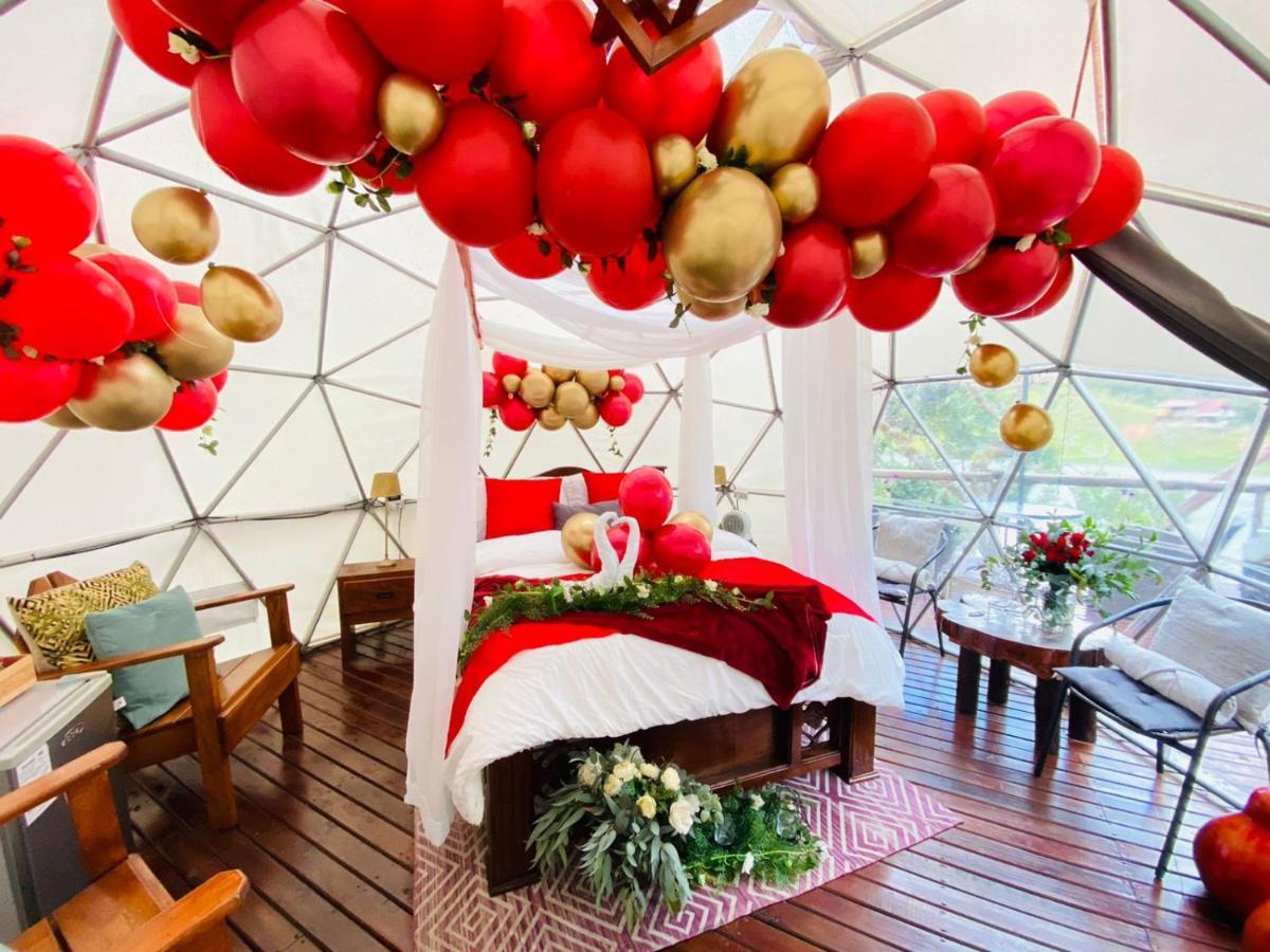 Celeste Glamping Guatape Hotel Ngoại thất bức ảnh
